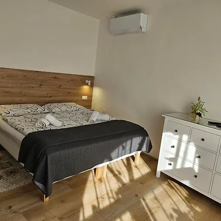 U Studanky Apartment *